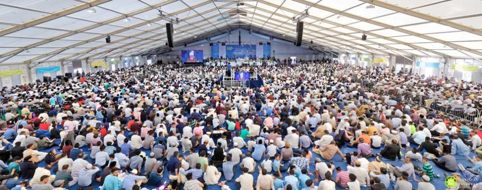 Welcoming Back Jalsa Salana UK | The Review Of Religions